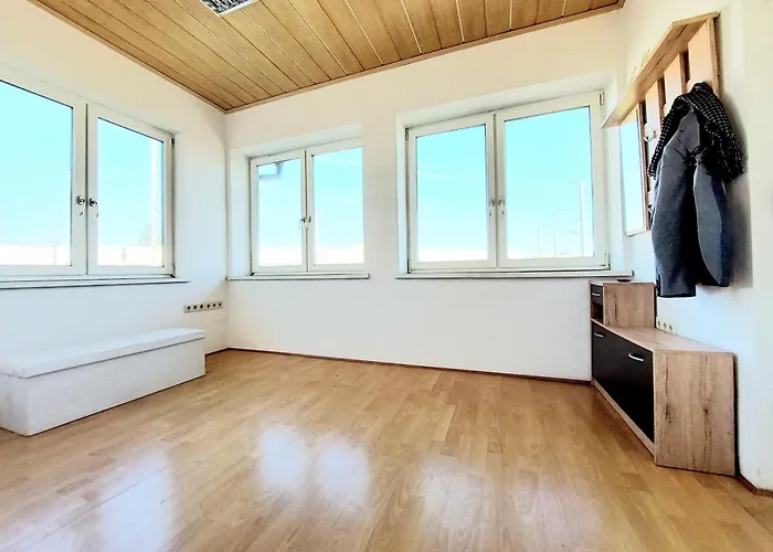 For 9 People 格拉茨