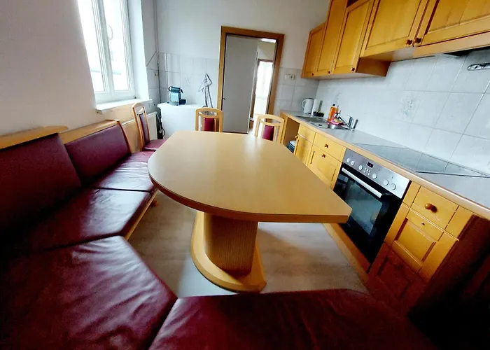 For 9 People 度假居